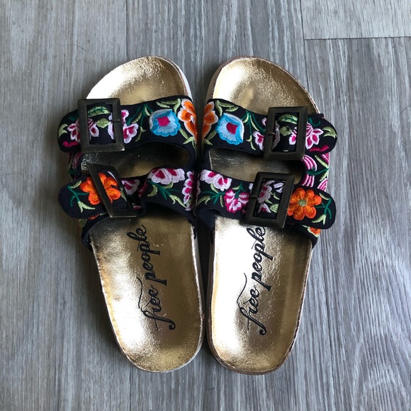 Free People Shoes - Free People Bali Footbed Sandals